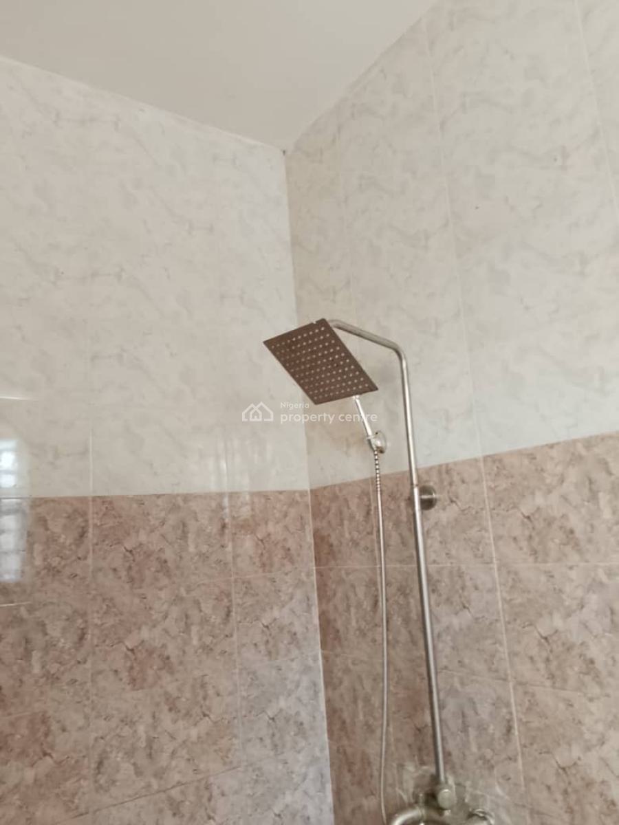 2 Bedroom Apartment in a Secured Neighbourhood, Jimoh Shobowale Street, Gra Phase 1, Magodo, Lagos, Flat / Apartment for Rent