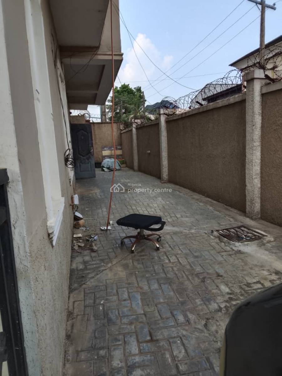2 Bedroom Apartment in a Secured Neighbourhood, Jimoh Shobowale Street, Gra Phase 1, Magodo, Lagos, Flat / Apartment for Rent