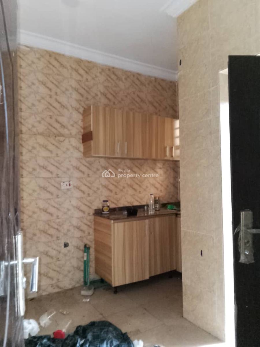 2 Bedroom Apartment in a Secured Neighbourhood, Jimoh Shobowale Street, Gra Phase 1, Magodo, Lagos, Flat / Apartment for Rent