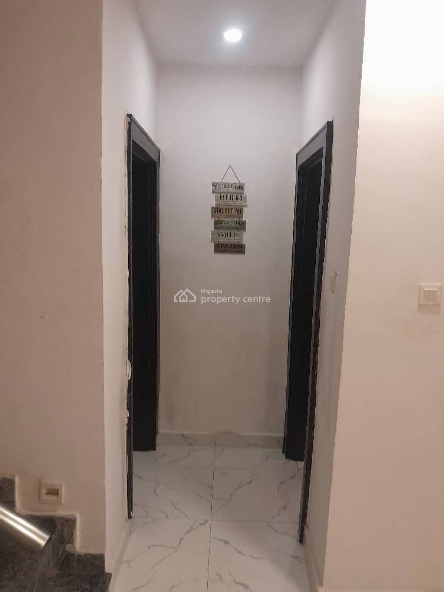 Single Room Ensuit in a Shared Apartment with Ac in a Secure Estate, Ikate, Lekki, Lagos, Self Contain (single Rooms) for Rent