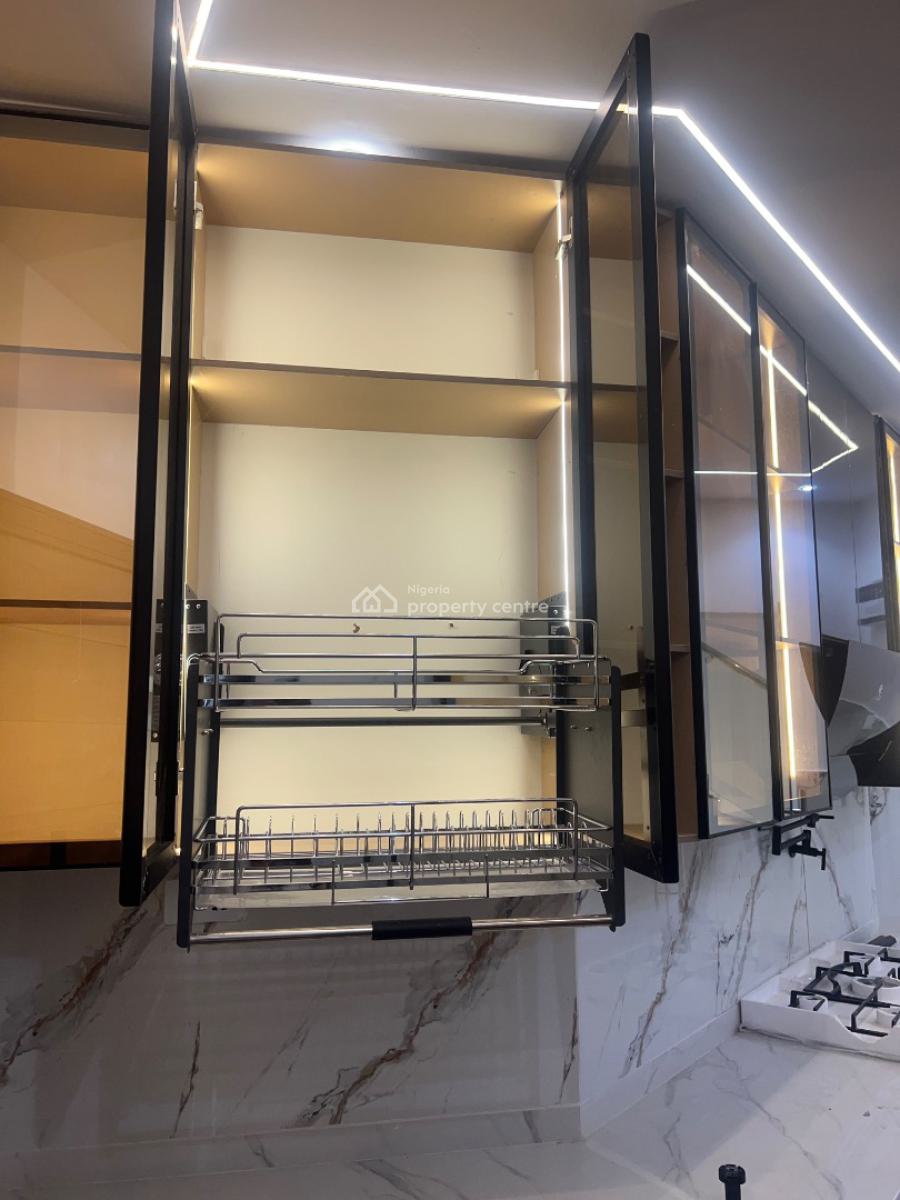 Fully Automated 4-bedrooms Semi-detached Duplex with a Bq, Gra Phase 1, Magodo, Lagos, Semi-detached Duplex for Sale