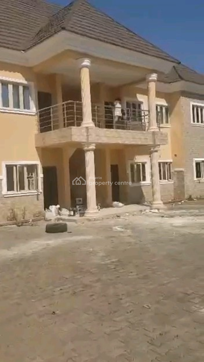 Spacious & Comfortable 2-bedroom Flat Available in Nnpc Estate, Nnpc Estate, Gudu, Abuja, Flat / Apartment for Rent