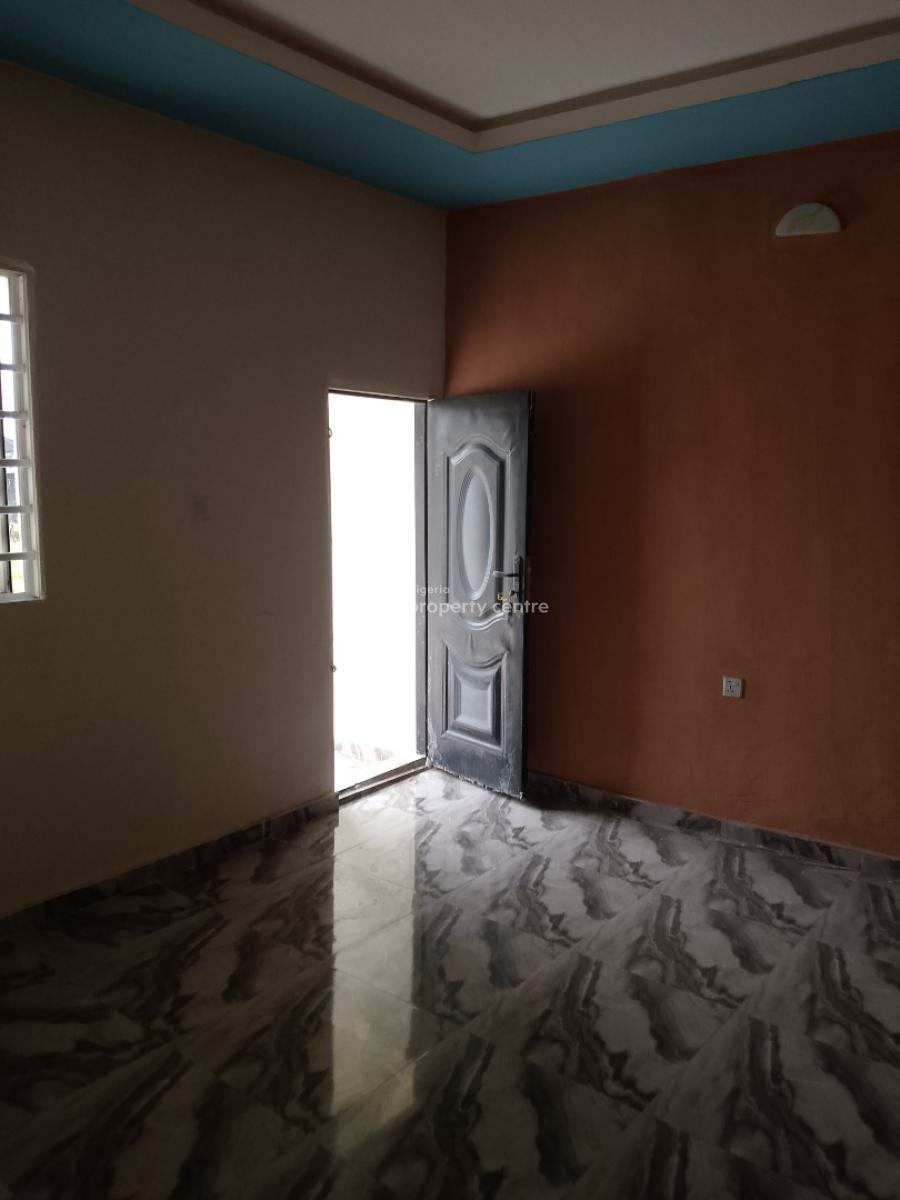 Accessible and Massively Mini Flat,, Desa Road Ibeju-lekki Lagos, Onosa, Ibeju Lekki, Lagos, Mini Flat (room and Parlour) for Rent