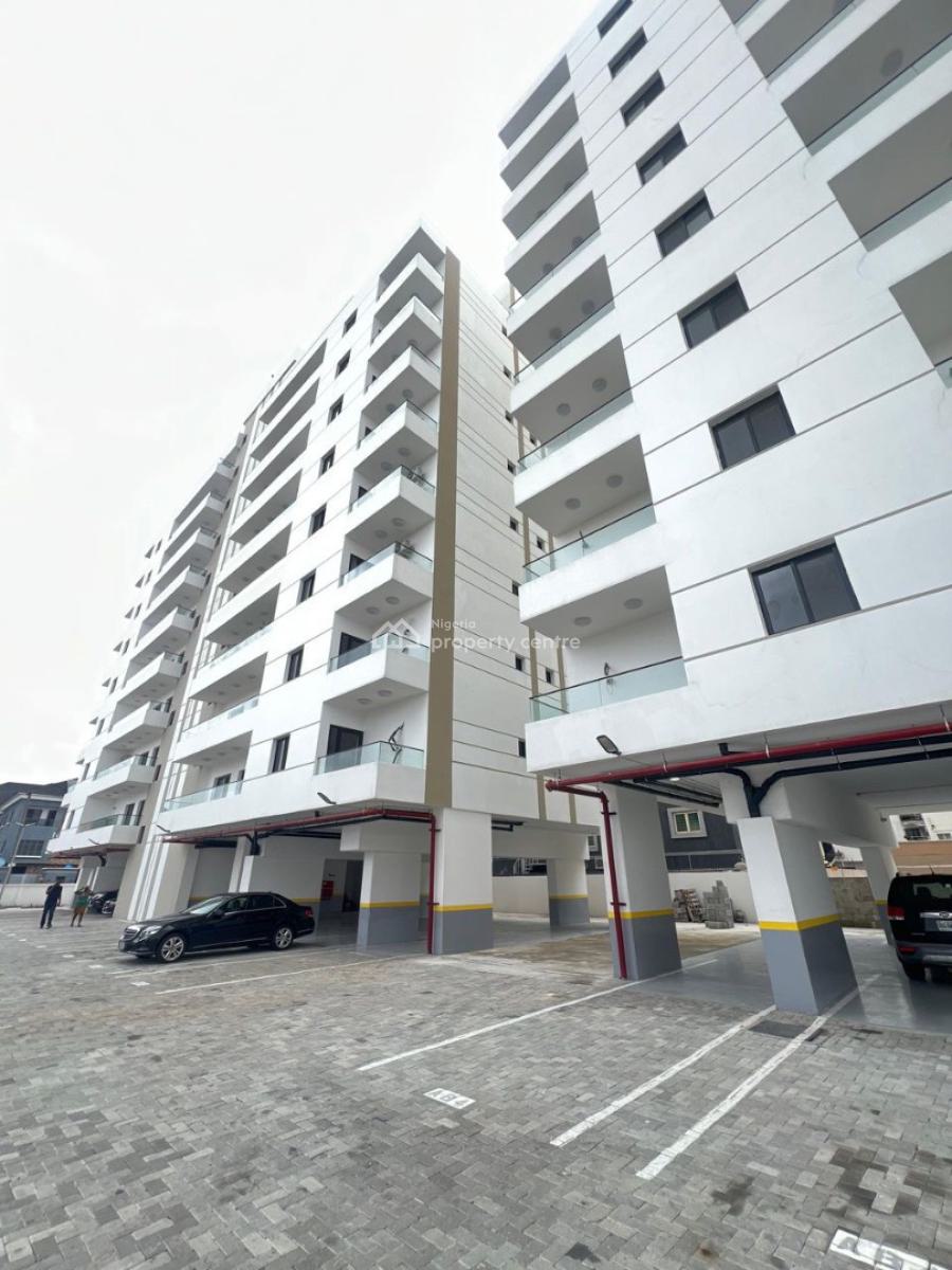 Specious 4bedrooms Apartment with Swimming Pool  & Bq, Banana Island, Banana Island, Ikoyi, Lagos, Flat / Apartment for Sale