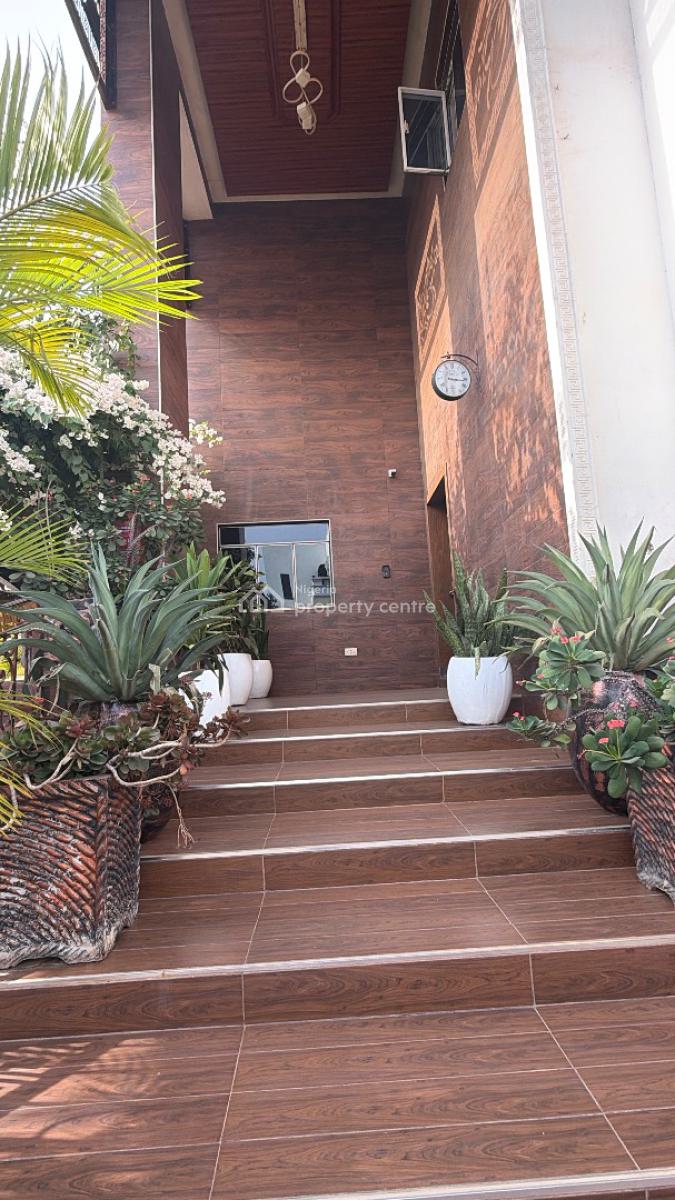 Luxury 4-bedroom Duplex with Bq and Garden in an Exclusive Environment, Katampe, Katampe Extension, Katampe, Abuja, Detached Duplex for Rent