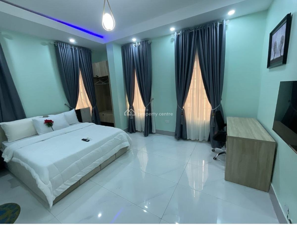 Luxury 2 Bedroom Apartment, Ikota, Lekki, Lagos, Flat / Apartment Short Let