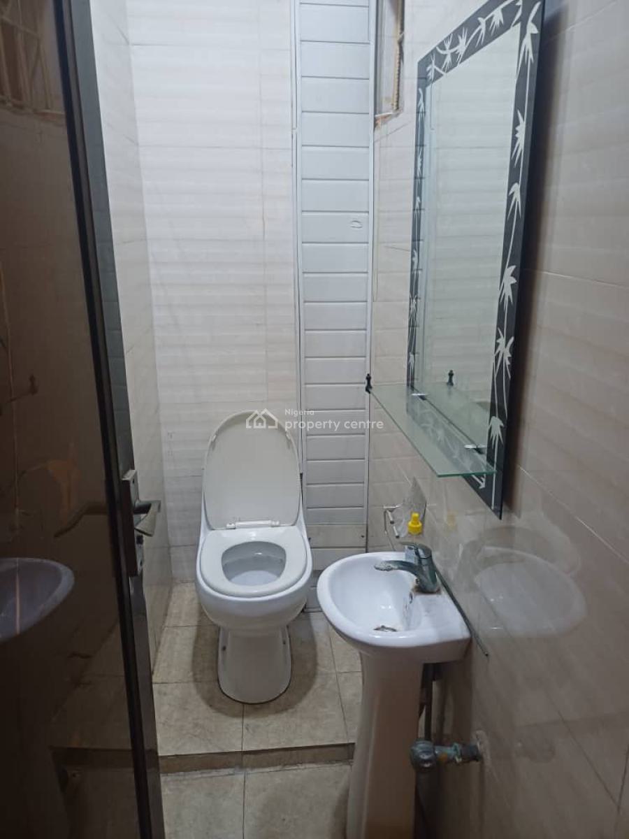 Sharp and Spacious 3bedroom Apartment with No Bq, Phase 1 Proper, Lekki Phase 1, Lekki, Lagos, Flat / Apartment for Rent