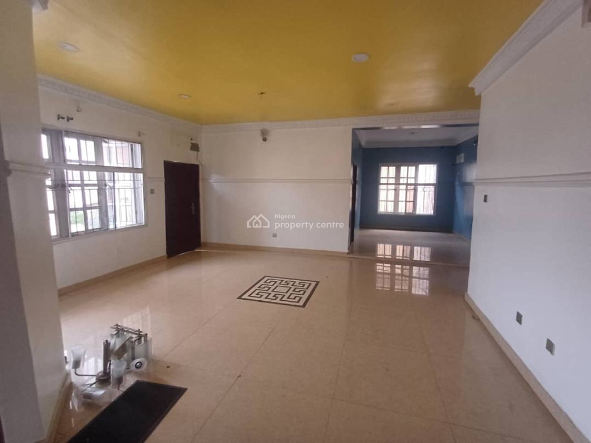 Spacious 3bedroom Apartment ( 2nd Floor, Lekki Phase 1, Lekki Phase 1, Lekki, Lagos, Flat / Apartment for Rent