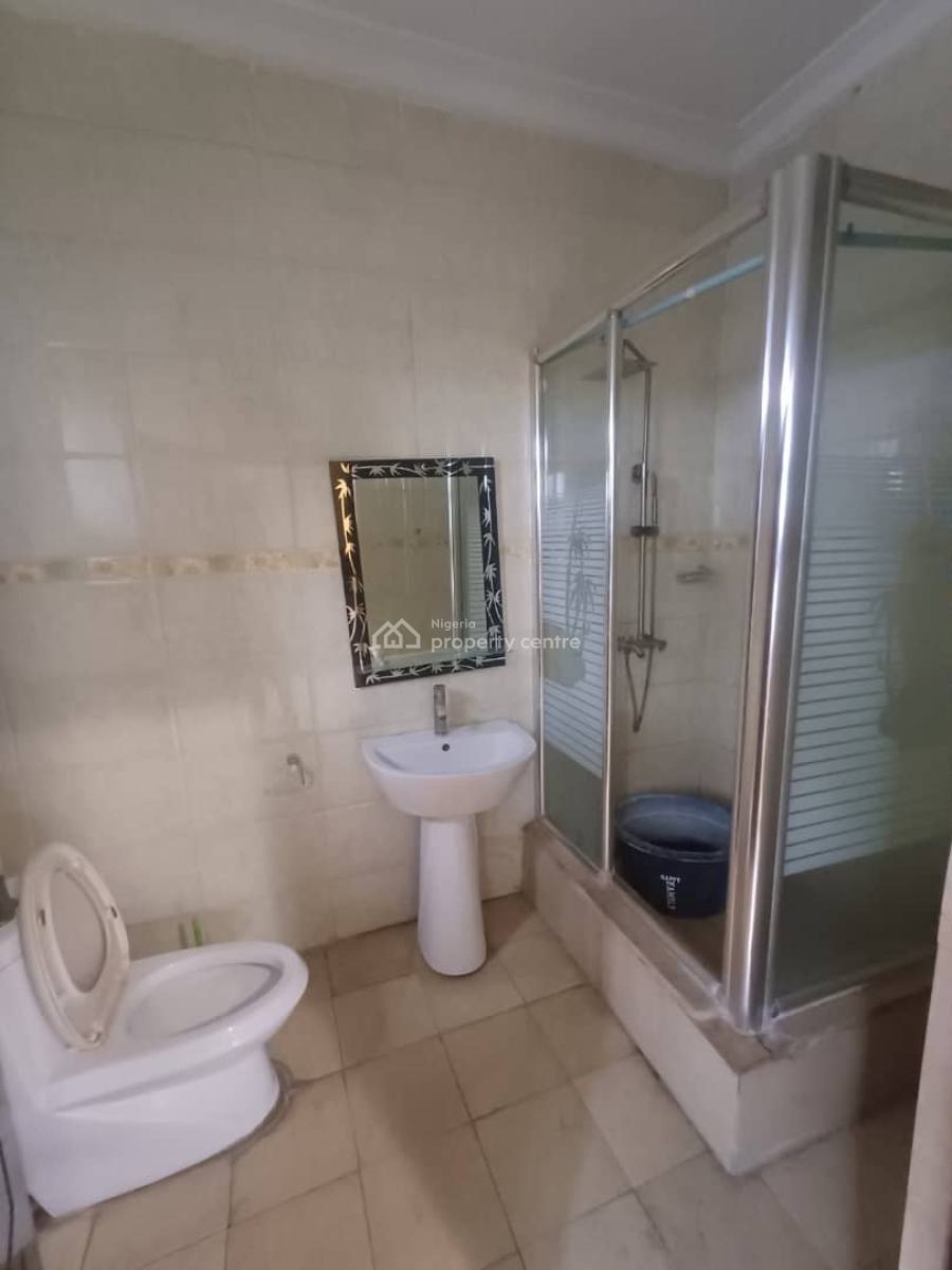 Spacious 3bedroom Apartment ( 2nd Floor, Lekki Phase 1, Lekki Phase 1, Lekki, Lagos, Flat / Apartment for Rent