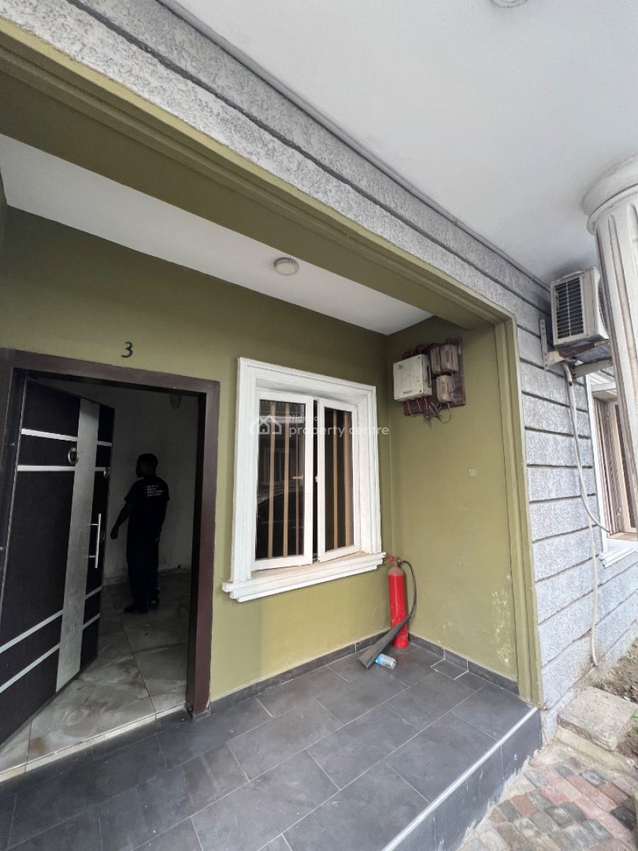 Exotic 3-bedroom Terrace Duplex Located at a Flood-free Area, Osapa, Lekki, Lagos, Flat / Apartment for Rent