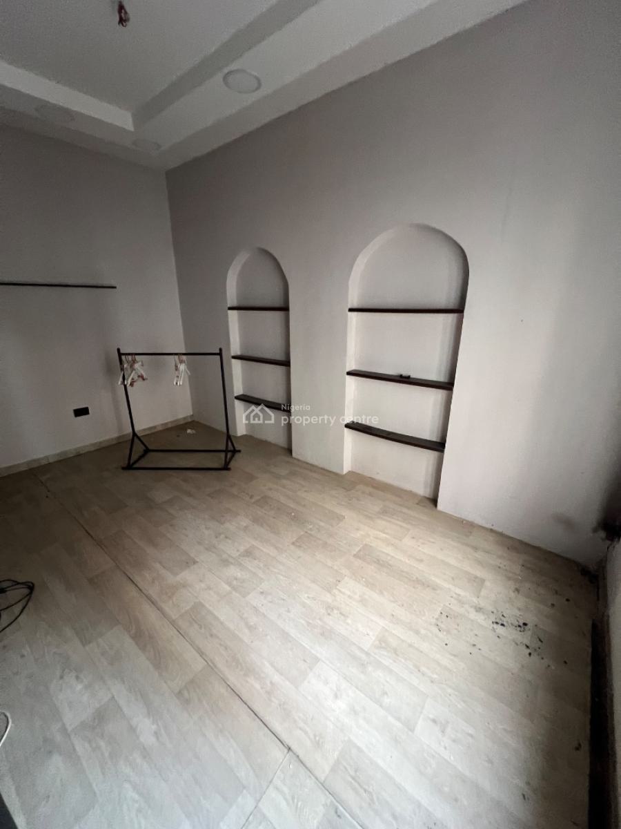 Exotic 3-bedroom Terrace Duplex Located at a Flood-free Area, Osapa, Lekki, Lagos, Flat / Apartment for Rent