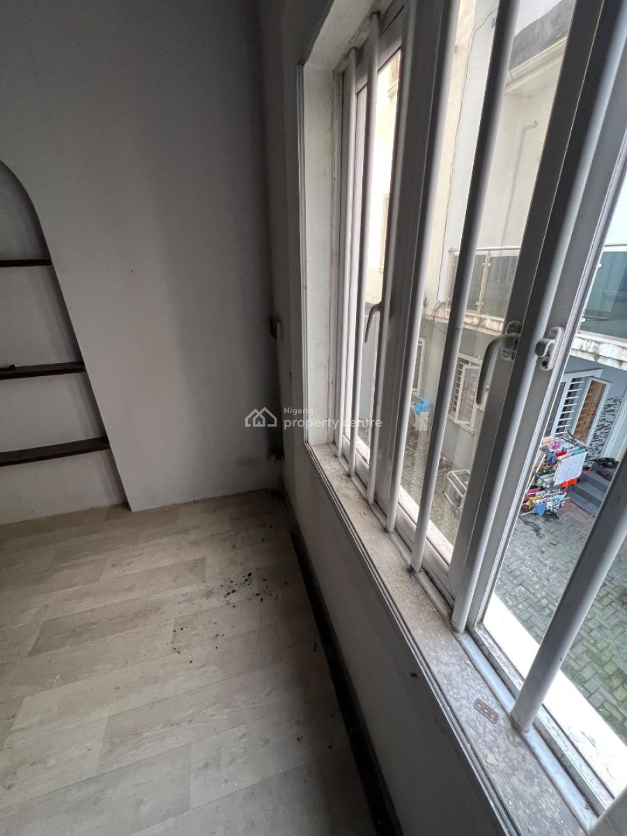 Exotic 3-bedroom Terrace Duplex Located at a Flood-free Area, Osapa, Lekki, Lagos, Flat / Apartment for Rent