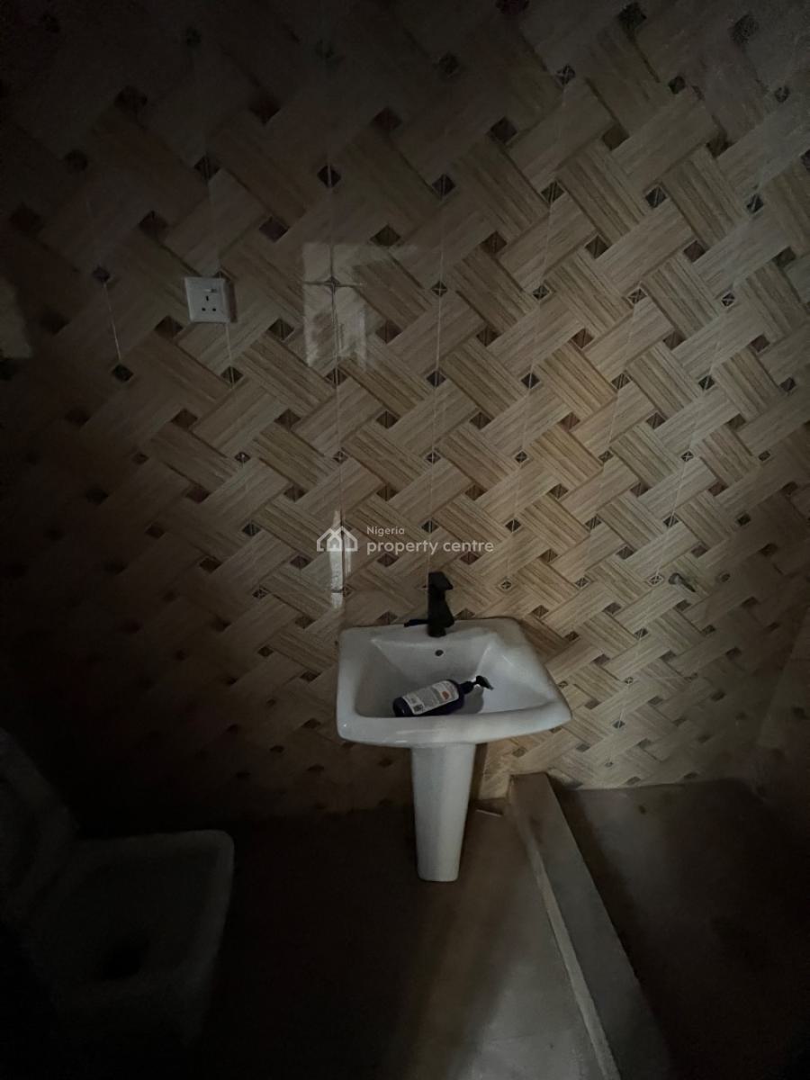 Exotic 3-bedroom Terrace Duplex Located at a Flood-free Area, Osapa, Lekki, Lagos, Flat / Apartment for Rent