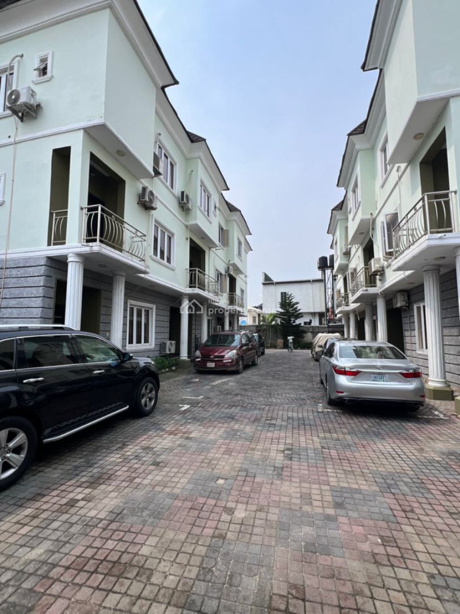 Three Bedroom Flat, Osapa, Lekki, Lagos, Flat / Apartment for Rent