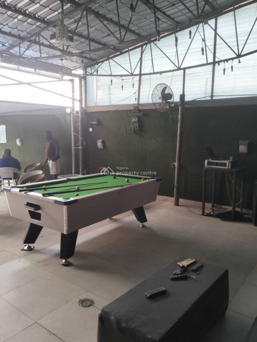 6rooms Hotel with Lounge and Bar Along Governors Road Ikotun, Along Governors Road Ikotun Lagos, Alimosho, Lagos, Hotel / Guest House for Sale