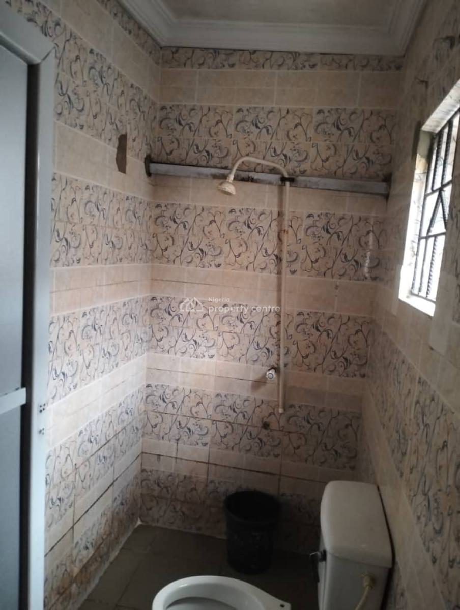 6rooms Hotel with Lounge and Bar Along Governors Road Ikotun, Along Governors Road Ikotun Lagos, Alimosho, Lagos, Hotel / Guest House for Sale