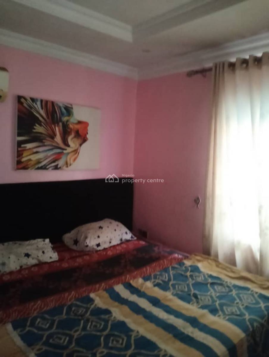 6rooms Hotel with Lounge and Bar Along Governors Road Ikotun, Along Governors Road Ikotun Lagos, Alimosho, Lagos, Hotel / Guest House for Sale