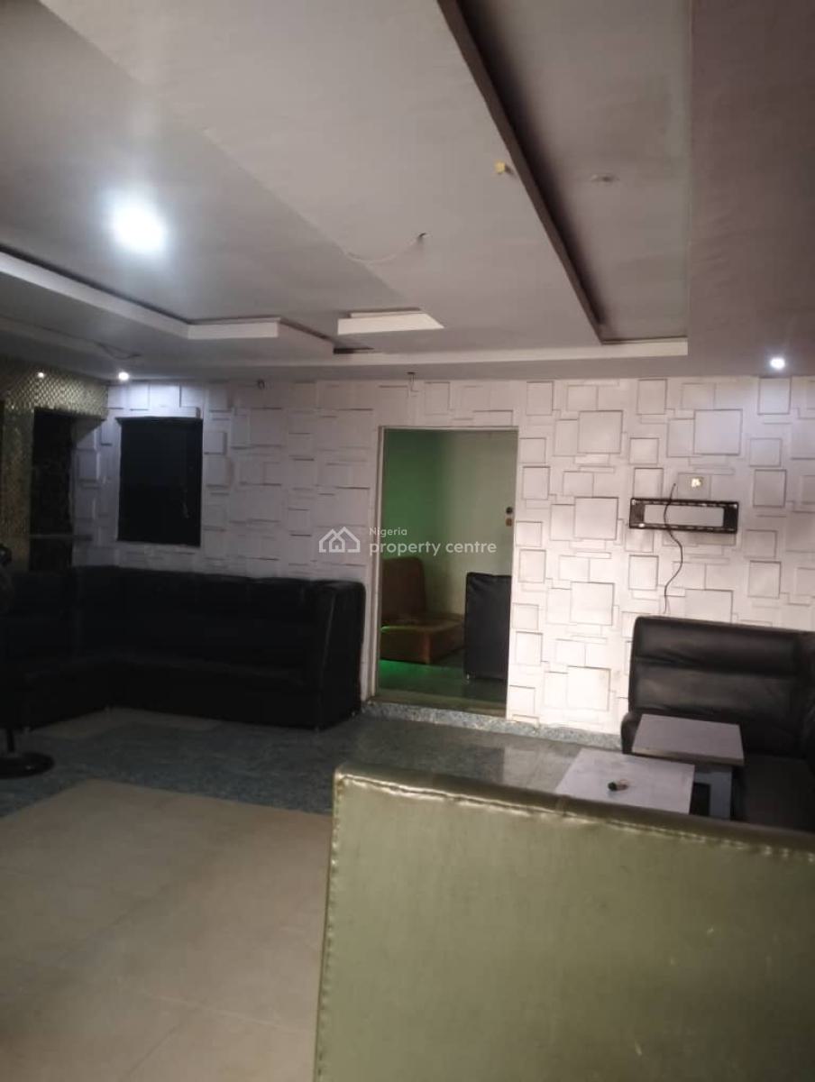 6rooms Hotel with Lounge and Bar Along Governors Road Ikotun, Along Governors Road Ikotun Lagos, Alimosho, Lagos, Hotel / Guest House for Sale