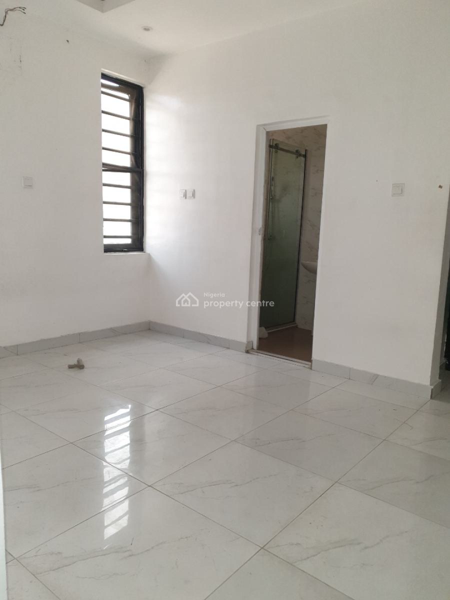 Spacious 2bedroom Flat, Ologolo, Lekki, Lagos, Flat / Apartment for Rent