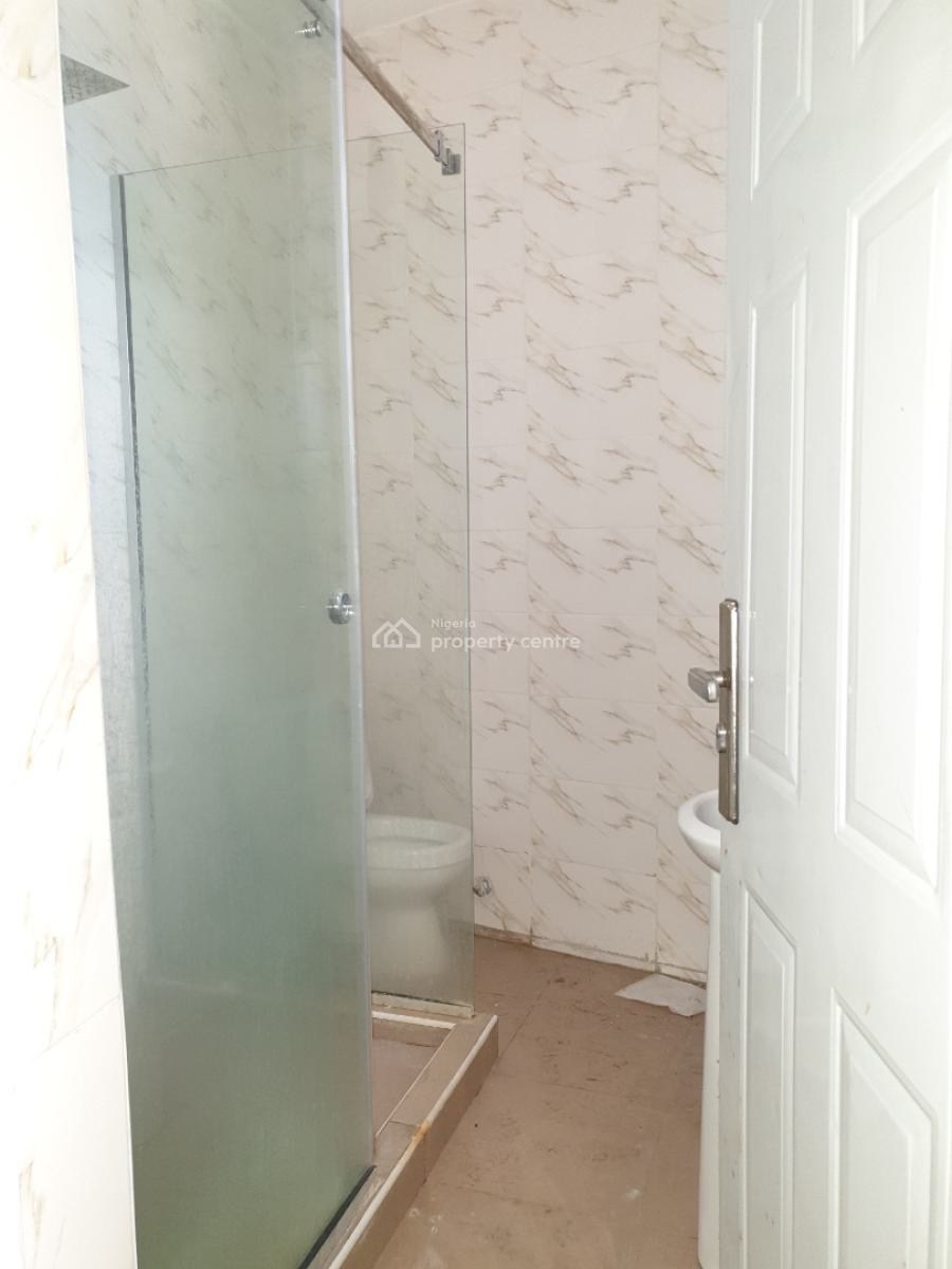 Spacious 2bedroom Flat, Ologolo, Lekki, Lagos, Flat / Apartment for Rent