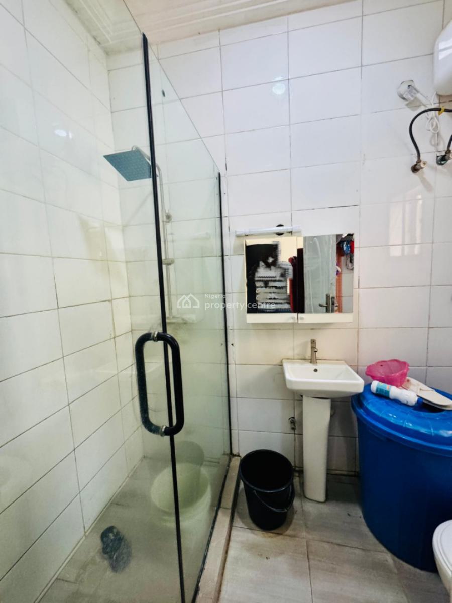 Spacious and Clean 2bedroom Apartment, Jahi, Abuja, Flat / Apartment for Sale