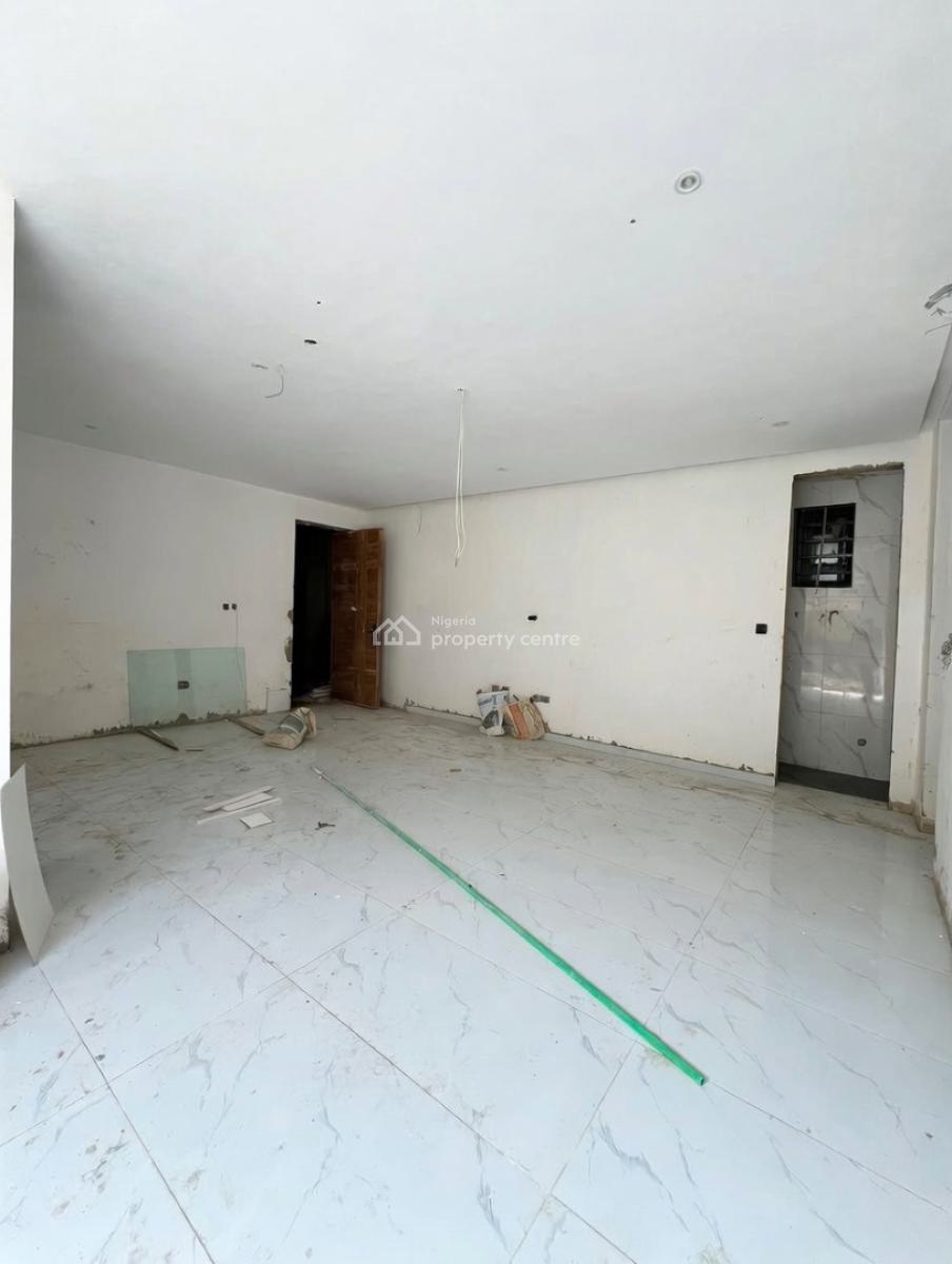 Luxury 3 Bedroom Apartment, Lekki Phase 1, Lekki, Lagos, Block of Flats for Sale