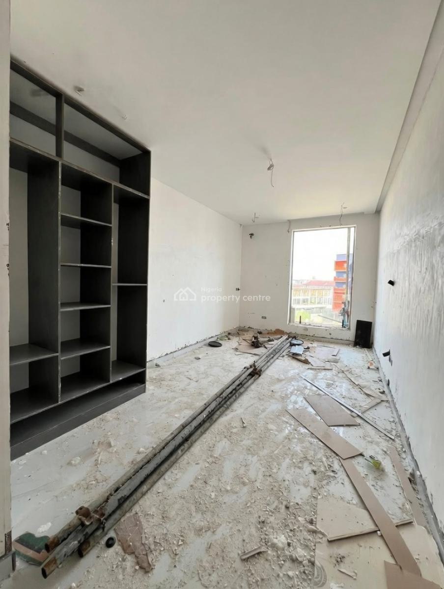 Luxury 3 Bedroom Apartment, Lekki Phase 1, Lekki, Lagos, Block of Flats for Sale