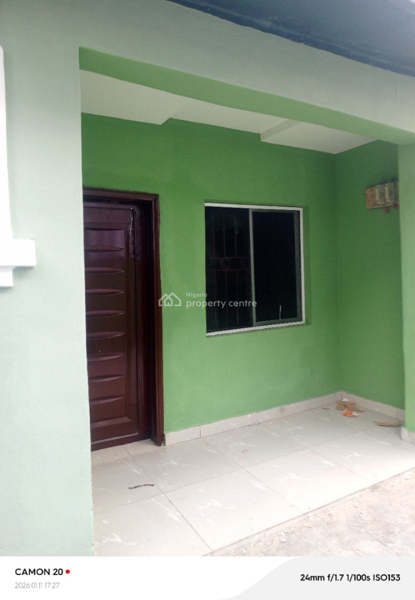 a Spacious 2bedroom Apartment in a Secure Estate,, Harmony Estate, Langbasa Ajah, Ado, Ajah, Lagos, Flat / Apartment for Rent