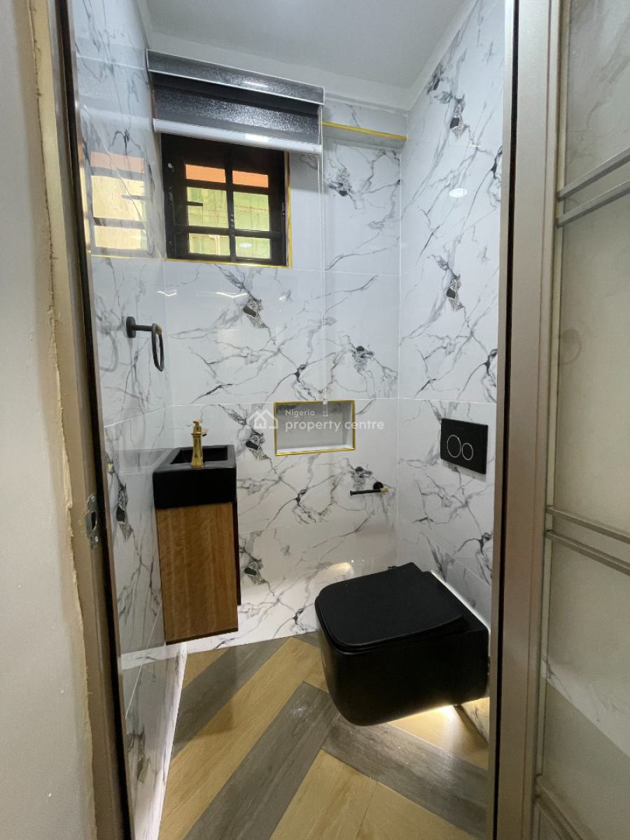 Luxurious 2 Bedroom in Allen Ikeja 10min The Airport, Emina Cresent, Allen, Ikeja, Lagos, Flat / Apartment Short Let