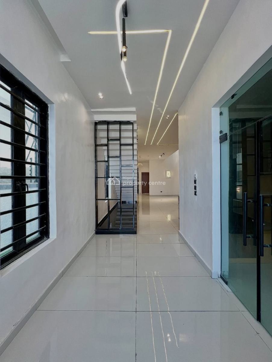 Contemporary Designed 5 Bedroom Fully Detached Home, Ajah, Lagos, Detached Duplex for Sale