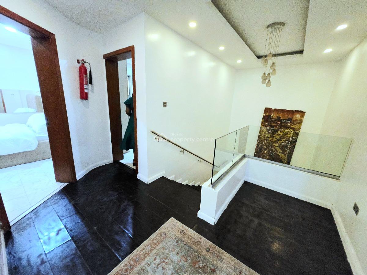 Well Maintained 3 Bedroom Duplex, Old Ikoyi, Ikoyi, Lagos, Terraced Duplex for Sale