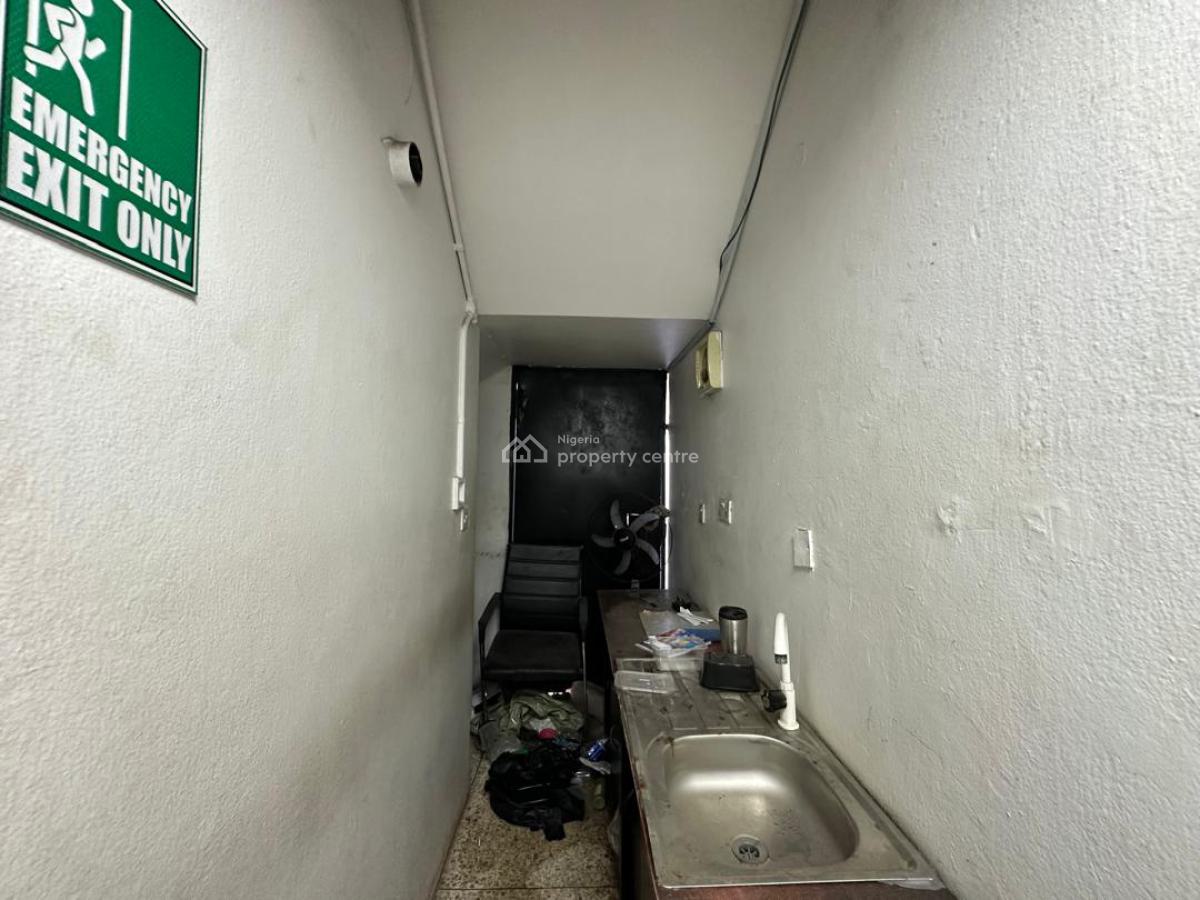 435 Sqm Already Partitioned Cooperate Space, Up and Ground Floor, Onikan, Lagos Island, Lagos, Office Space for Rent