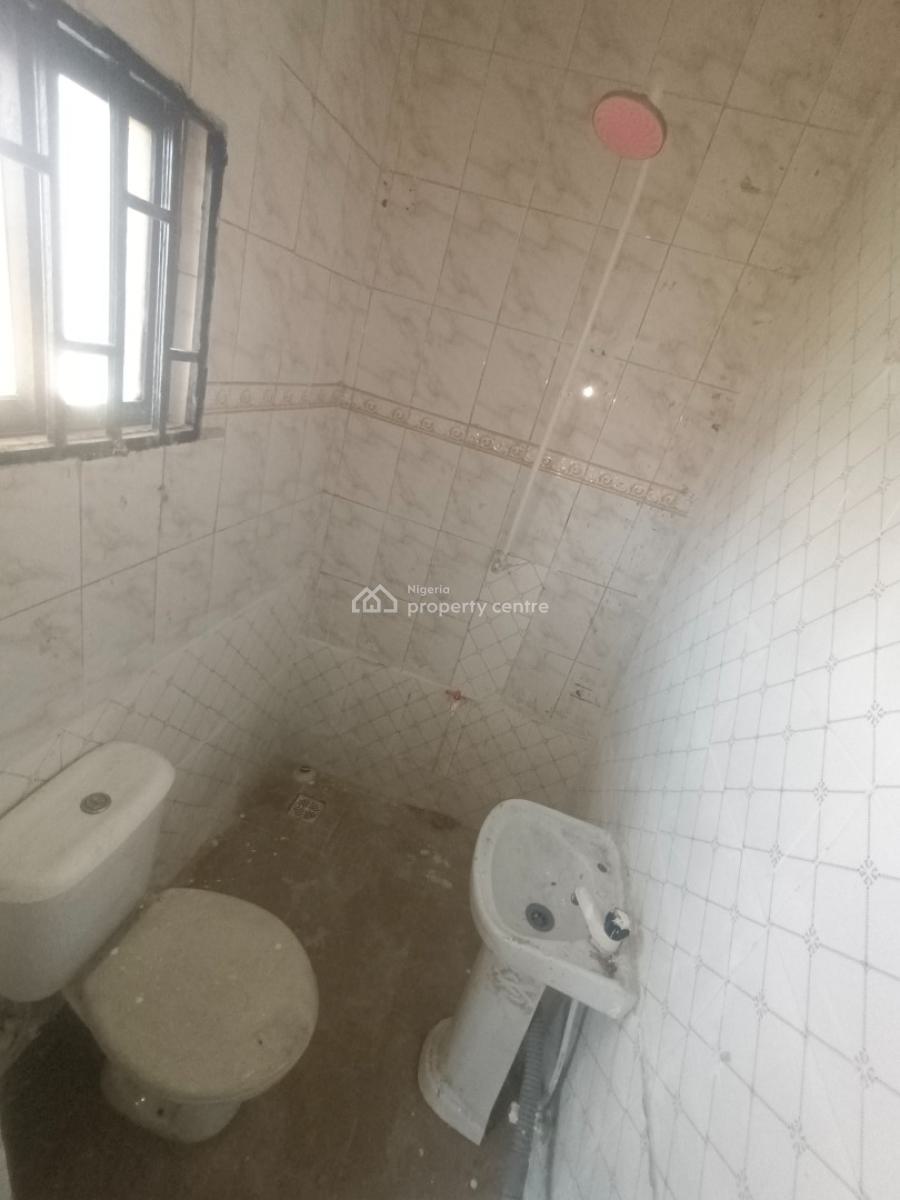 Spacious 2 Bedrooms Flat, Thomas Estate, Ajah, Lagos, Flat / Apartment for Rent