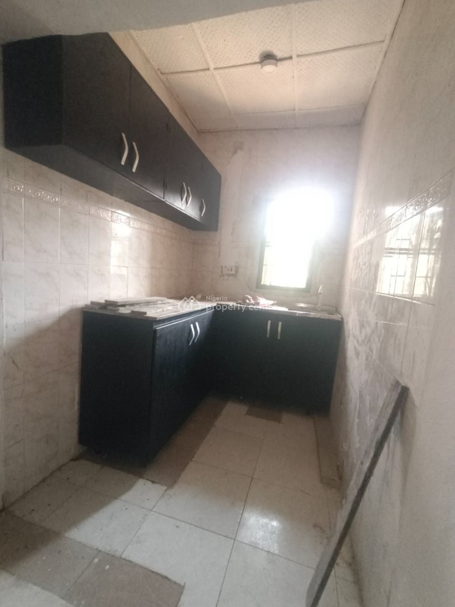 Spacious 2 Bedrooms Flat, Thomas Estate, Ajah, Lagos, Flat / Apartment for Rent