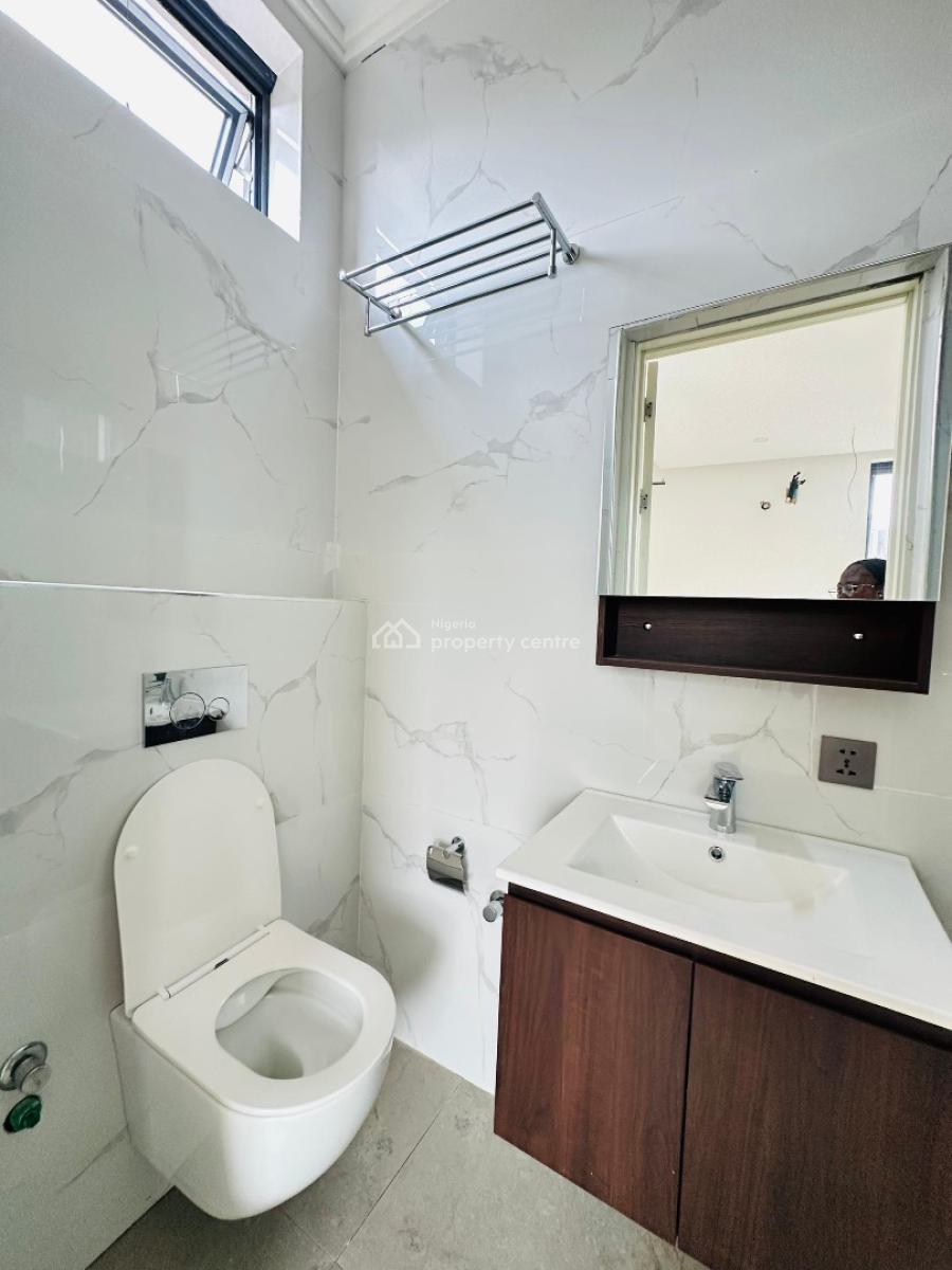 Elegantly Built 4 Bedroom Maisonette with Bq & Swimming Pool, Lekki Phase 1, Lekki, Lagos, Flat / Apartment for Sale