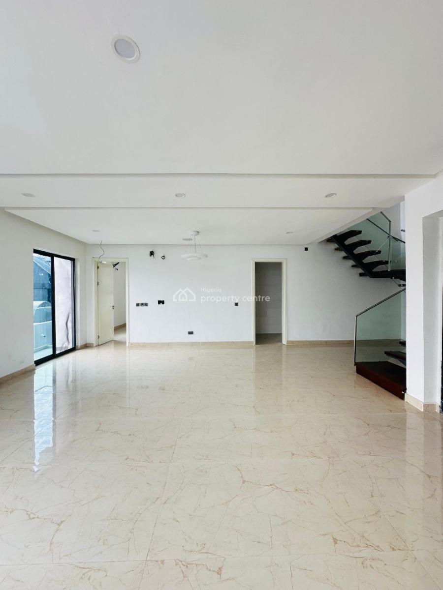 Elegantly Built 4 Bedroom Maisonette with Bq & Swimming Pool, Lekki Phase 1, Lekki, Lagos, Flat / Apartment for Sale