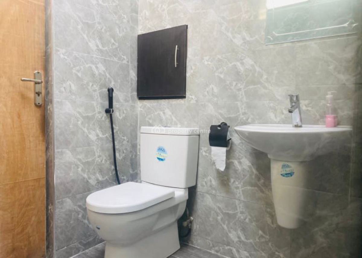 Standard 2 Bedroom Maisonette with Modern Amenities, 1004 Estate, Victoria Island (vi), Lagos, Flat / Apartment for Rent