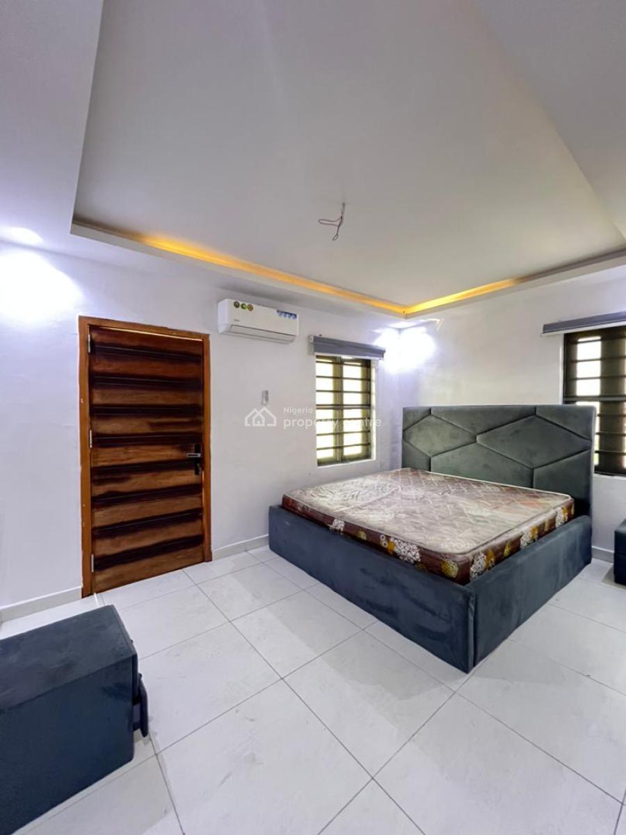 Partly Furnished 2 Bedroom Apartment with Elevator Suitable for Invest, Lekki Phase 1, Lekki, Lagos, Flat / Apartment for Sale