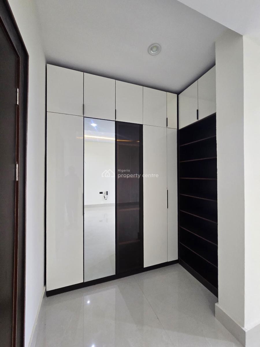 a High-end and Exquisitely Finished 5-bedroom Penthouse Located on Th, Ikoyi, Ikoyi, Lagos, Block of Flats for Sale