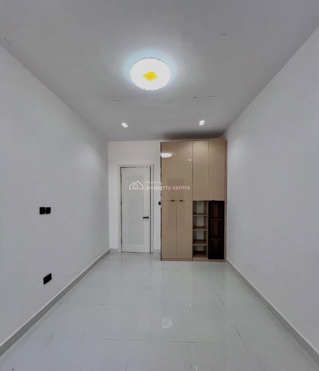 Fully Serviced 2 Bedroom Apartments, Well Finished, Ologolo, Lekki, Lagos, Block of Flats for Sale