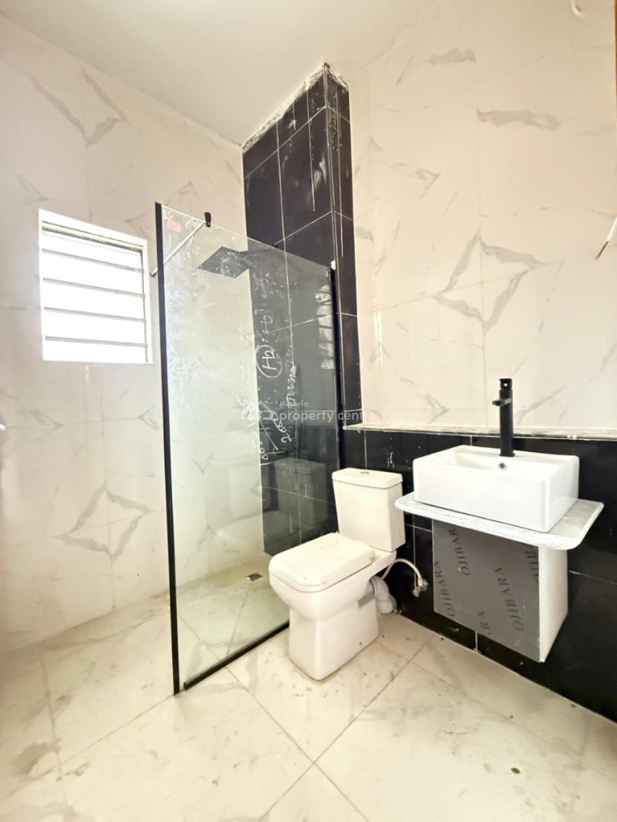 Newly Built Serviced 2 Bedroom Penthouse with Elevator, Chevron Toll Gate, Lekki, Lagos State., Lekki, Lagos, Block of Flats for Sale