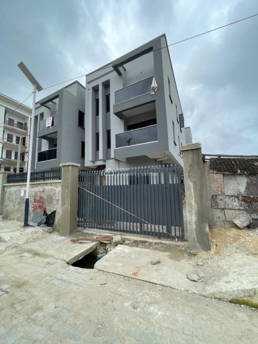Spacious 4 Bedroom Fully Detached Duplex Ante Room and Bq, Lekki Phase 1, Lekki, Lagos, Detached Duplex for Sale