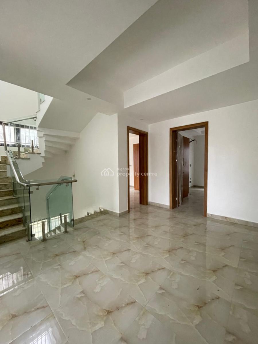 Spacious 4 Bedroom Fully Detached Duplex Ante Room and Bq, Lekki Phase 1, Lekki, Lagos, Detached Duplex for Sale