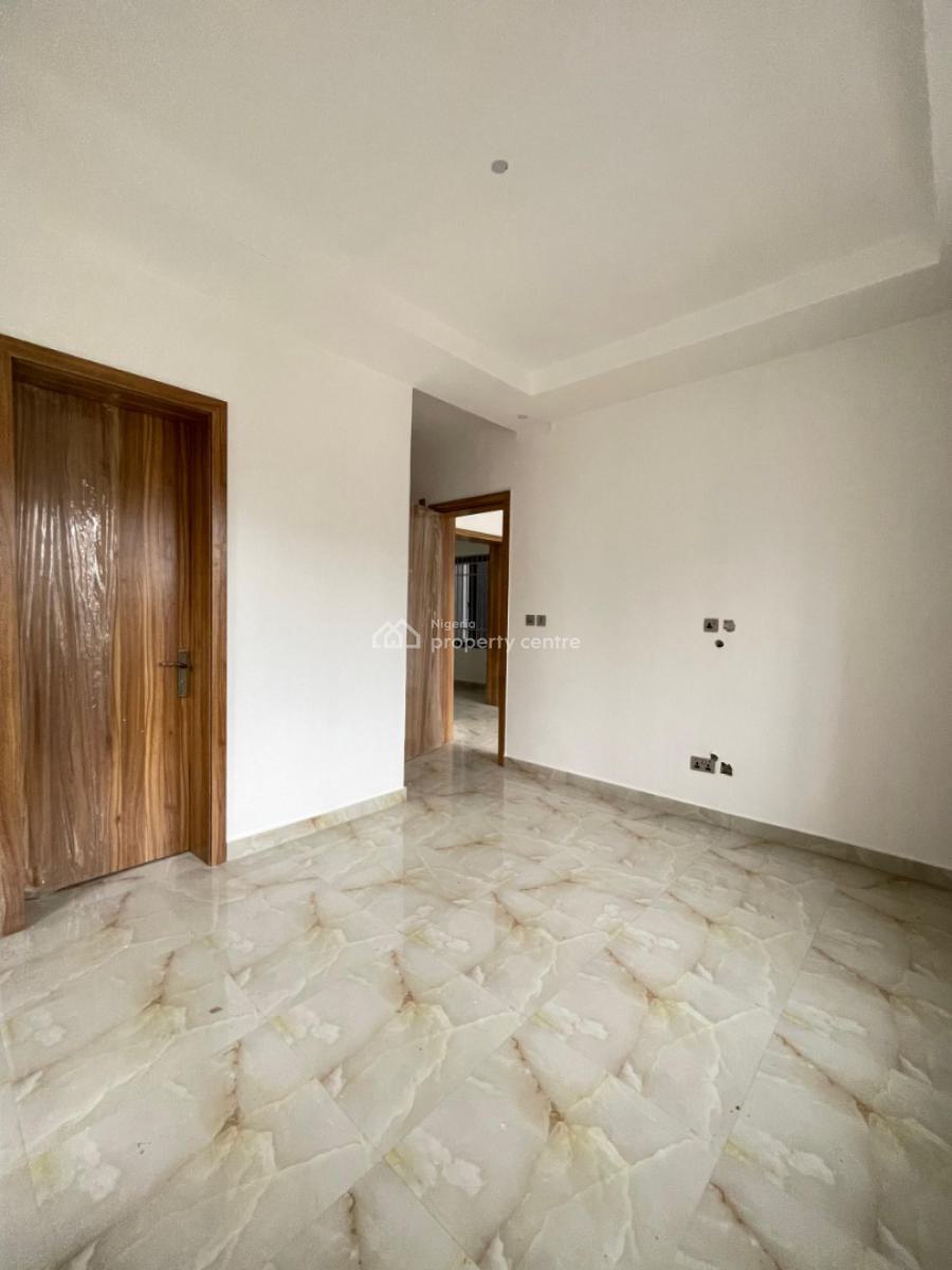 Spacious 4 Bedroom Fully Detached Duplex Ante Room and Bq, Lekki Phase 1, Lekki, Lagos, Detached Duplex for Sale