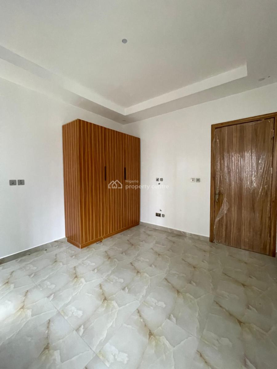 Spacious 4 Bedroom Fully Detached Duplex Ante Room and Bq, Lekki Phase 1, Lekki, Lagos, Detached Duplex for Sale
