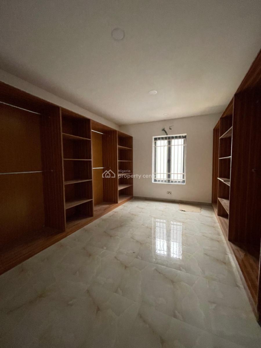 Spacious 4 Bedroom Fully Detached Duplex Ante Room and Bq, Lekki Phase 1, Lekki, Lagos, Detached Duplex for Sale