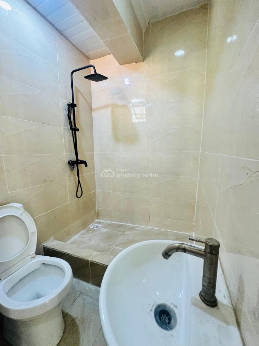 Exquisite 3 Bedroom Apartment, Lekki Phase 1, Lekki Phase 1, Lekki, Lagos, Flat / Apartment for Rent