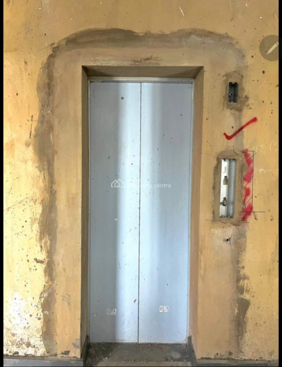 Newly Built 2 & 3 Bed Flats + Pool + Gym + Elevator + Bq, Lekki, Lagos, Flat / Apartment for Rent