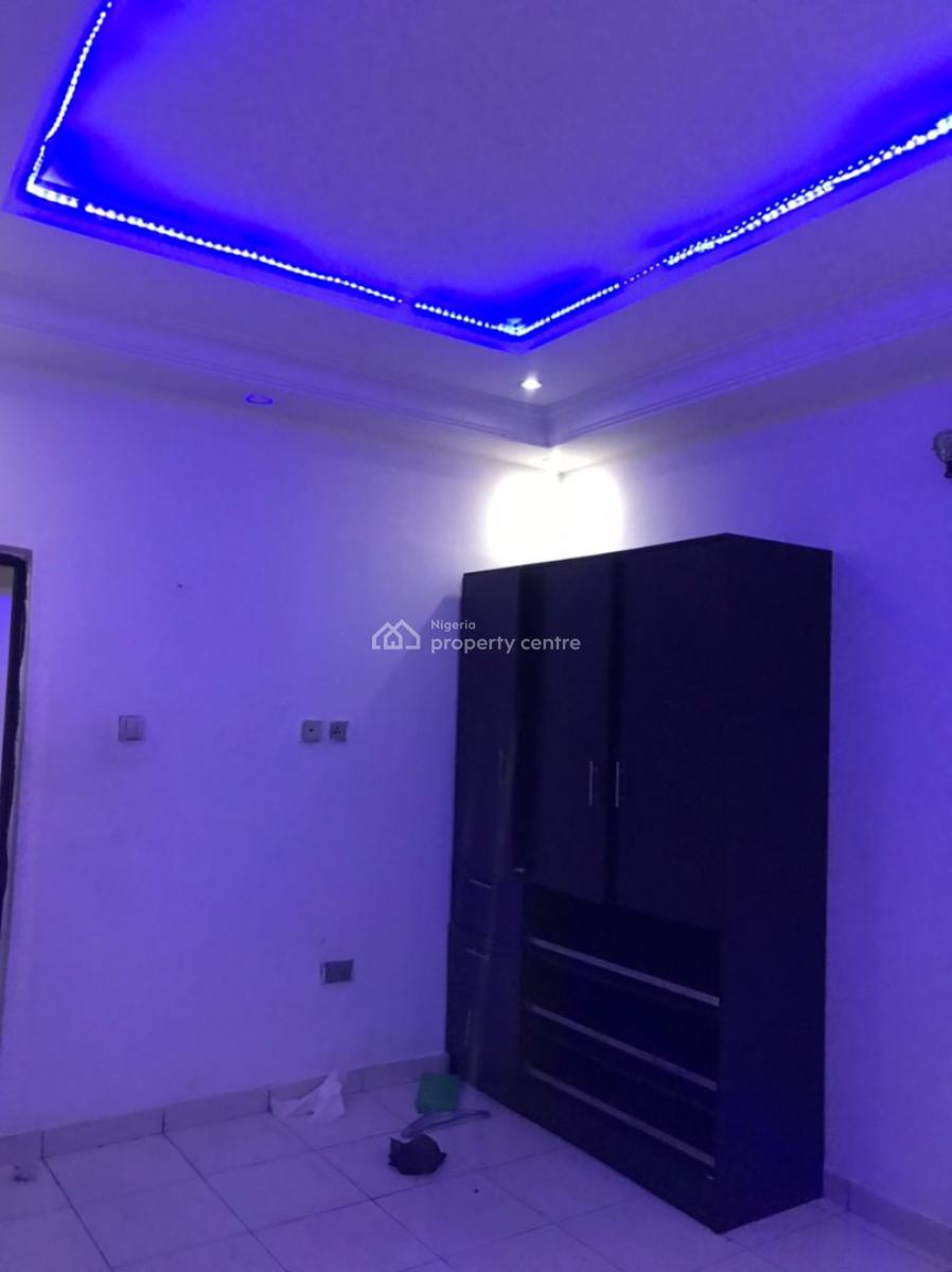 3-bedroom Apartment (upstairs), Sangotedo, Ajah, Lagos, Flat / Apartment for Rent