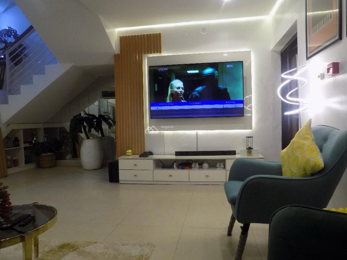 Weekly Girls Shared House, Lekki, Lagos, Terraced Duplex Short Let